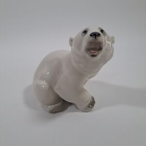 VTG Retired Porcelain Lomonosov 4.5" White Polar Bear Figurine Russia Animal